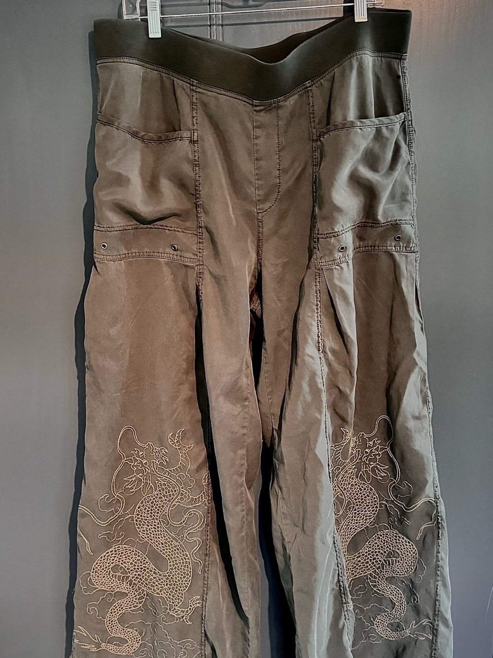 Wide-Leg Dragon Embroidered XCVI Pants - Teal/Olive Green - Picture 4 of 8